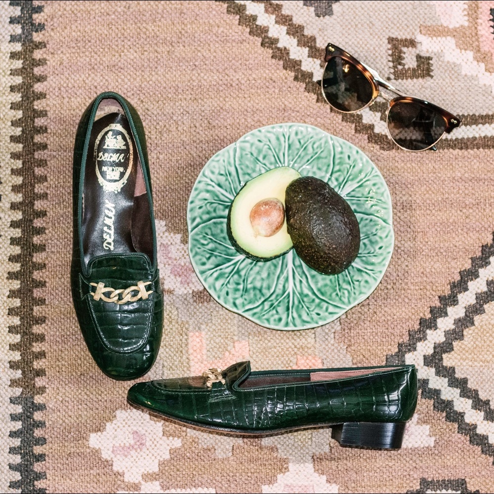 Faux crocodile 🐊 green vintage pumps size 7.5
